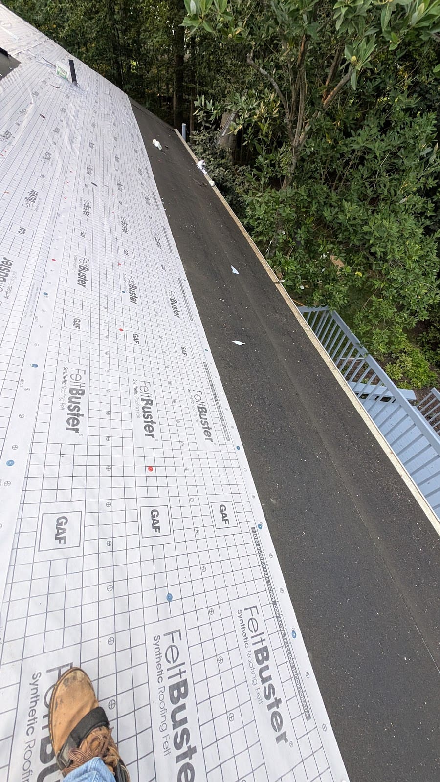 Emergency roof repair completed in Columbus OH